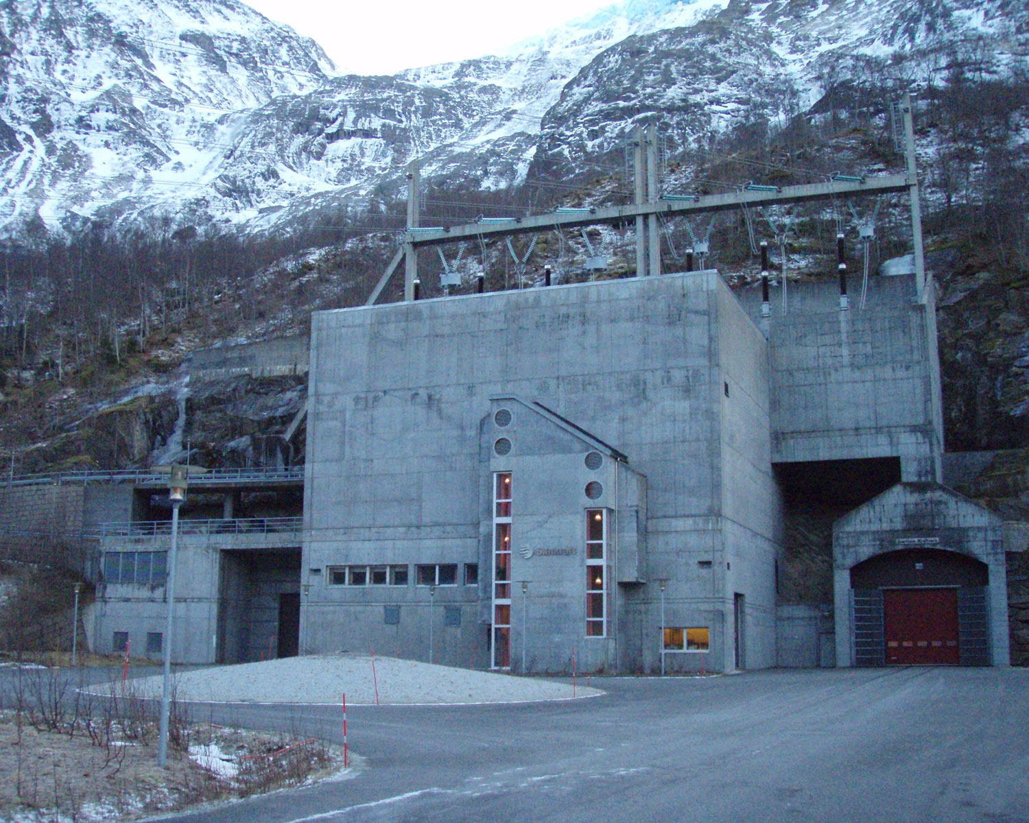 Svartisen power plant reception building 